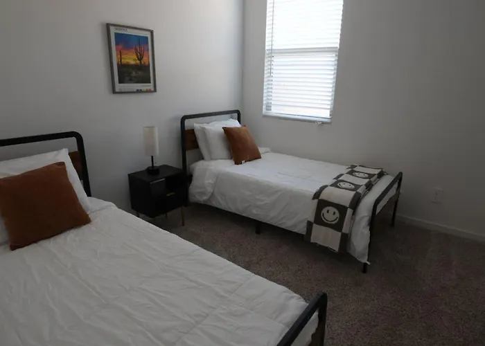 Holiday home New 4br Pool, Golf Skydive Az Casa Grande