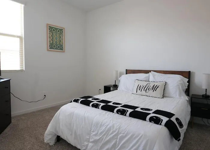 New 4br Pool, Golf Skydive Az Holiday home Casa Grande