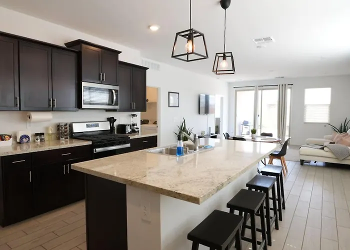 New 4br Pool, Golf Skydive Az *