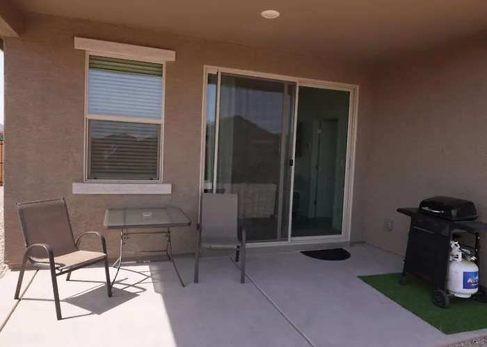 New 4br Pool, Golf Skydive Az Casa Grande
